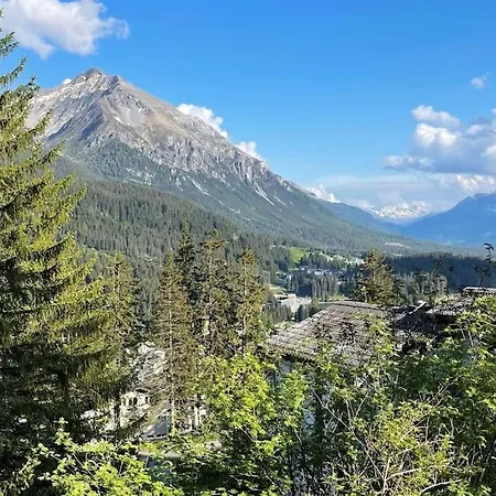 In&out, Lenzerheide Freistehendes Chalet, Urchig, Gross וילה *