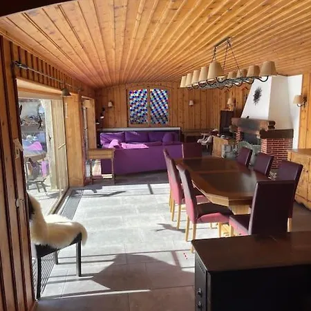 Villa In&out, Lenzerheide Freistehendes Chalet, Urchig, Gross *