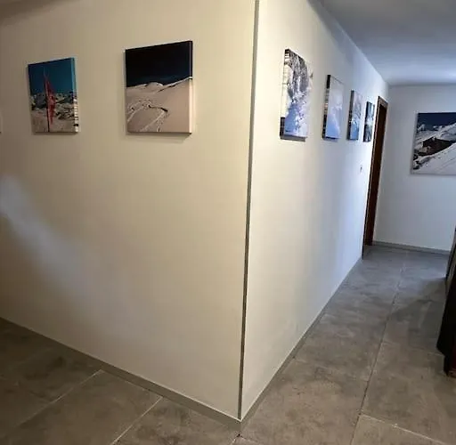 In&out, Lenzerheide Freistehendes Chalet, Urchig, Gross * Valbella