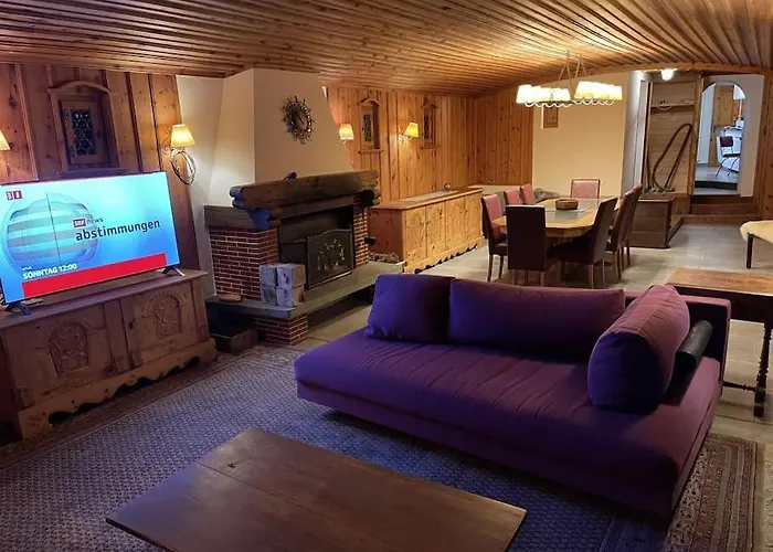 In&out, Lenzerheide Freistehendes Chalet, Urchig, Gross Valbella