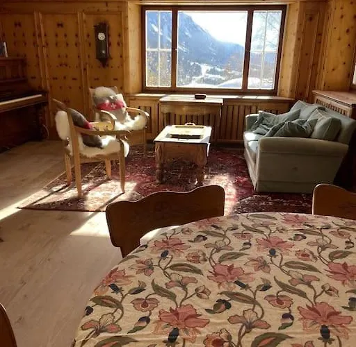 Villa In&out, Lenzerheide Freistehendes Chalet, Urchig, Gross Valbella