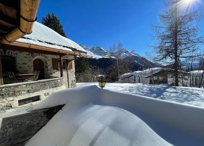 In&out, Lenzerheide Freistehendes Chalet, Urchig, Gross Villa Valbella