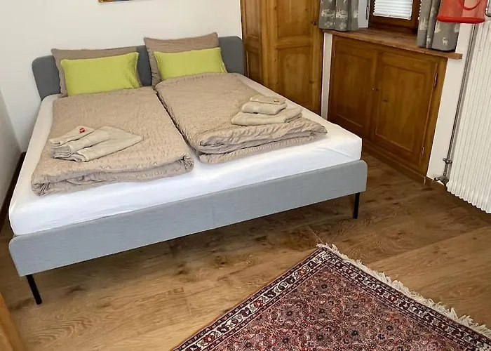 Villa In&out, Lenzerheide Freistehendes Chalet, Urchig, Gross