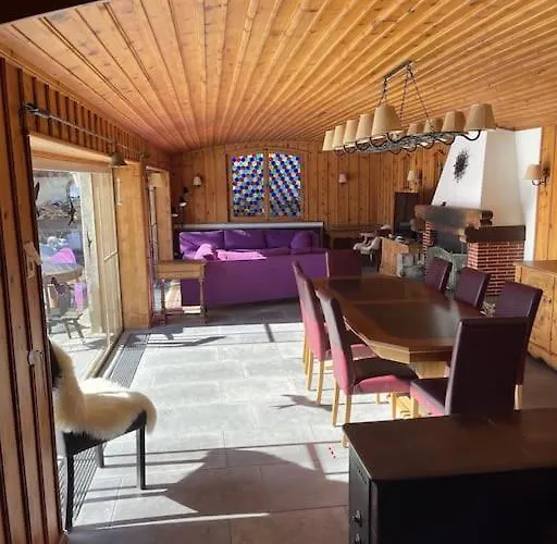 Villa In&out, Lenzerheide Freistehendes Chalet, Urchig, Gross *