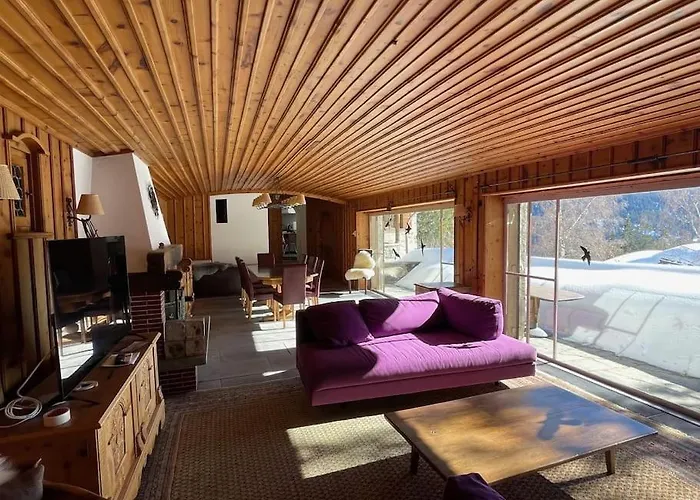 In&out, Lenzerheide Freistehendes Chalet, Urchig, Gross Villa *