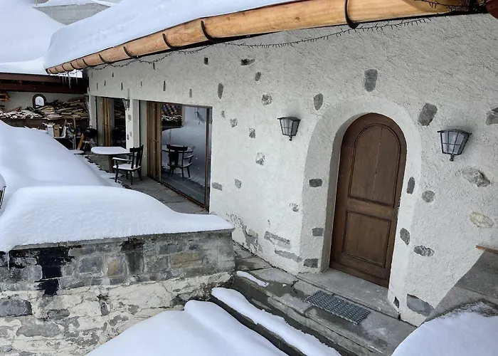 In&out, Lenzerheide Freistehendes Chalet, Urchig, Gross Villa