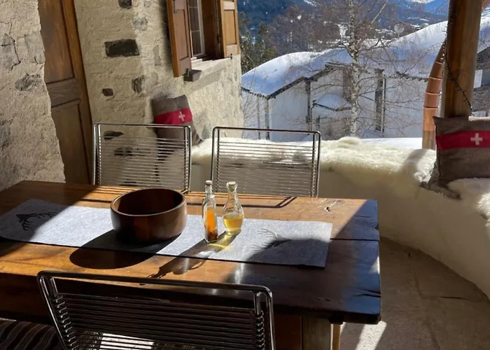 Villa In&out, Lenzerheide Freistehendes Chalet, Urchig, Gross *