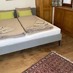 Villa In&out, Lenzerheide Freistehendes Chalet, Urchig, Gross