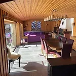 Villa In&out, Lenzerheide Freistehendes Chalet, Urchig, Gross *
