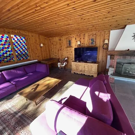 In&out, Lenzerheide Freistehendes Chalet, Urchig, Gross Villa Valbella