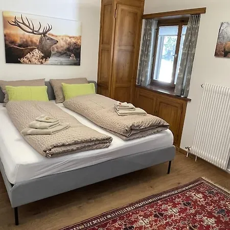 Villa In&out, Lenzerheide Freistehendes Chalet, Urchig, Gross