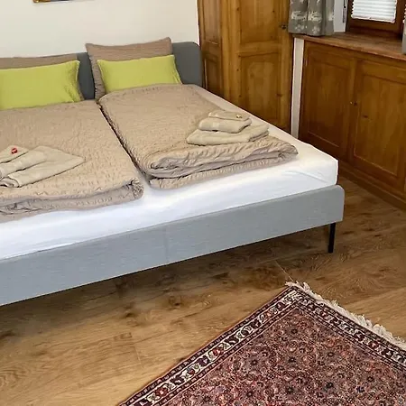 Villa In&out, Lenzerheide Freistehendes Chalet, Urchig, Gross