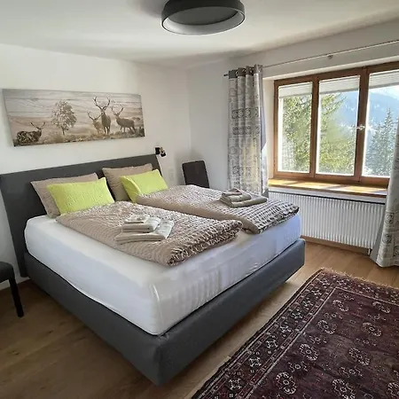 Villa In&out, Lenzerheide Freistehendes Chalet, Urchig, Gross
