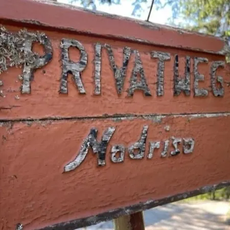 In&out, Lenzerheide Freistehendes Chalet, Urchig, Gross Villa Valbella