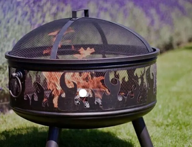 In&out, Lenzerheide Freistehendes Chalet, Urchig, Gross